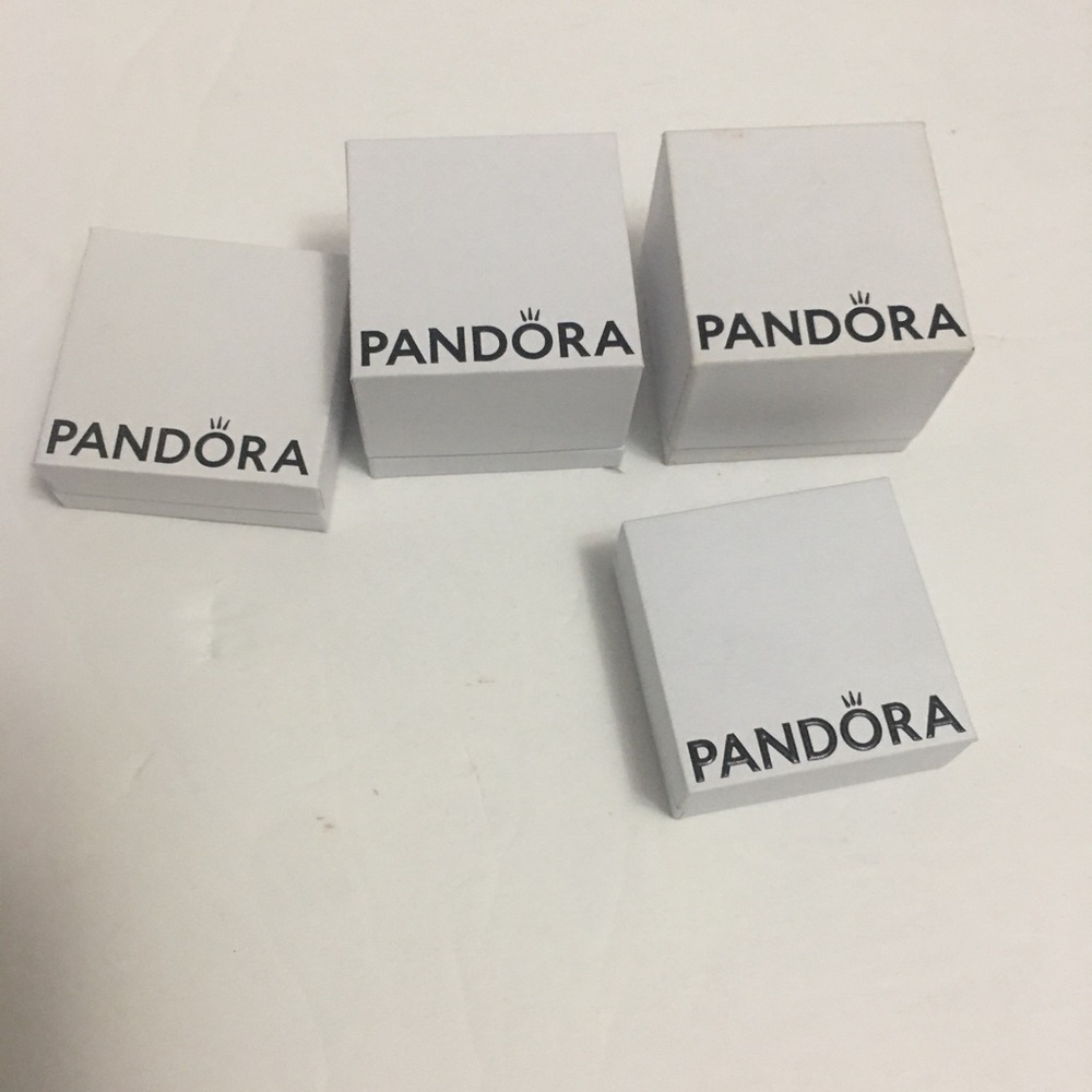Pandora Elegant White Box Collection
